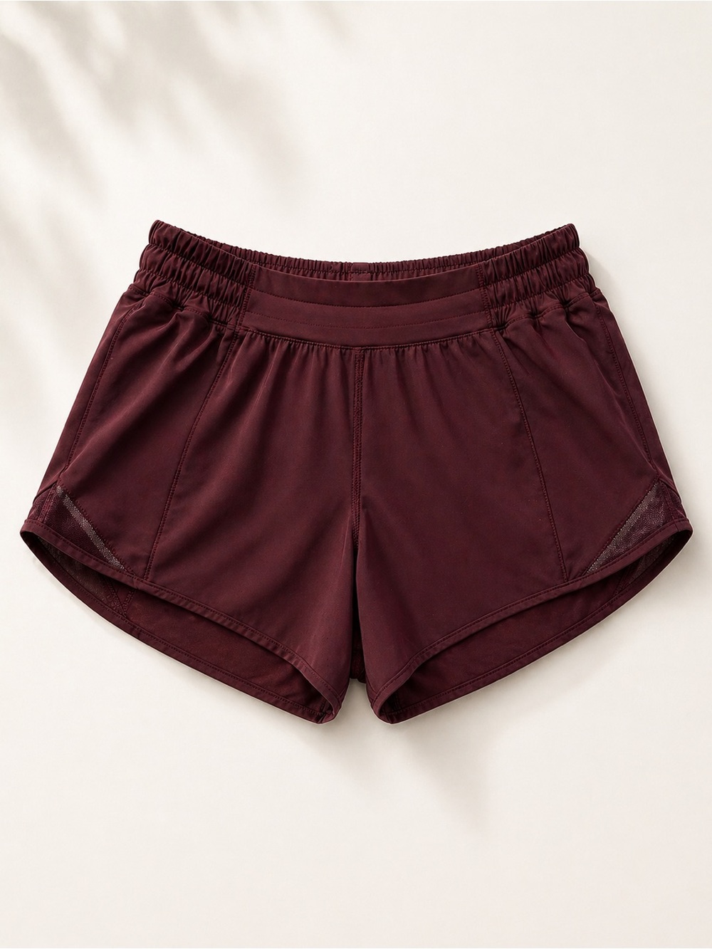 Lululemon Hotty Hot HR 3.5” Shorts Size 6 Burgundy NWOT Lined Running - Picture 5 of 6